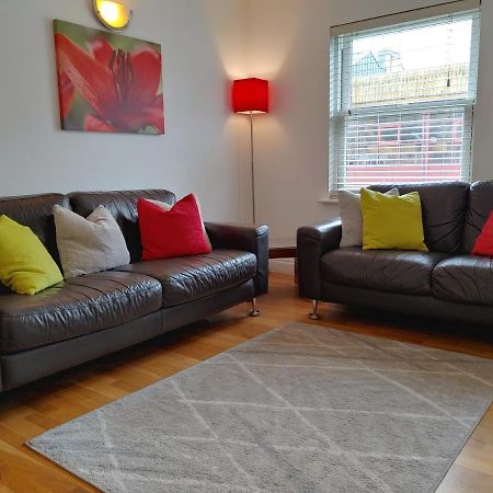 The Bath House Apartments - Free 1St Breakfast - Free Parking Bagian luar foto