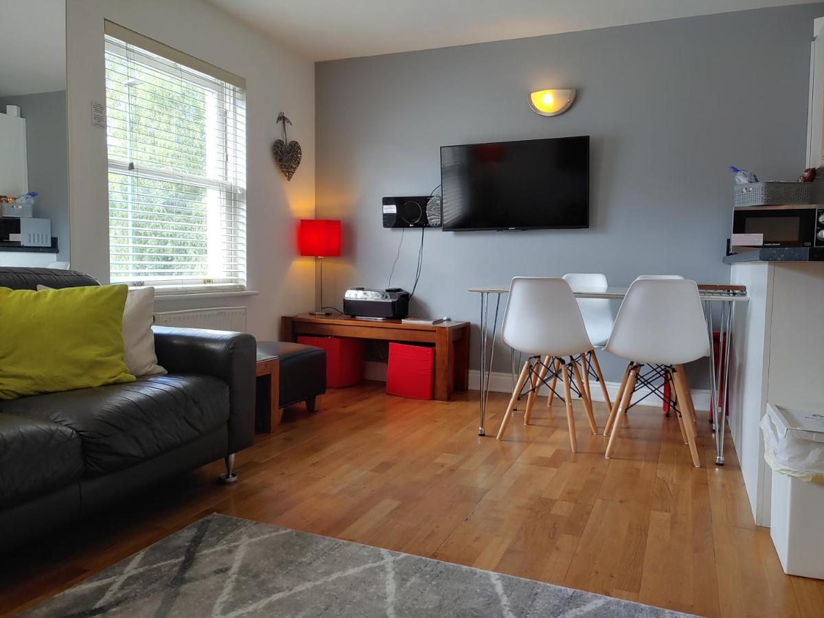The Bath House Apartments - Free 1St Breakfast - Free Parking Bagian luar foto