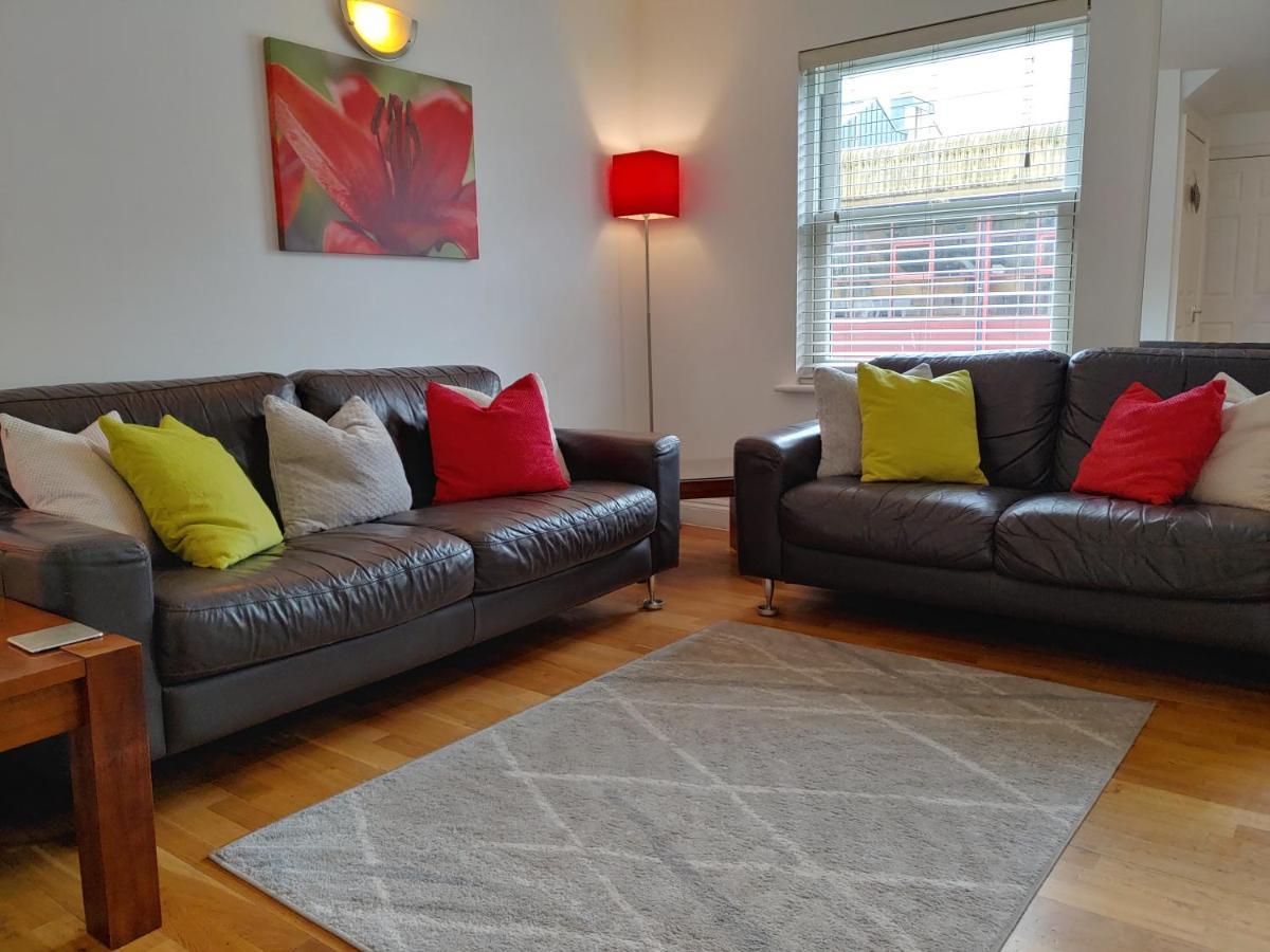 The Bath House Apartments - Free 1St Breakfast - Free Parking Bagian luar foto