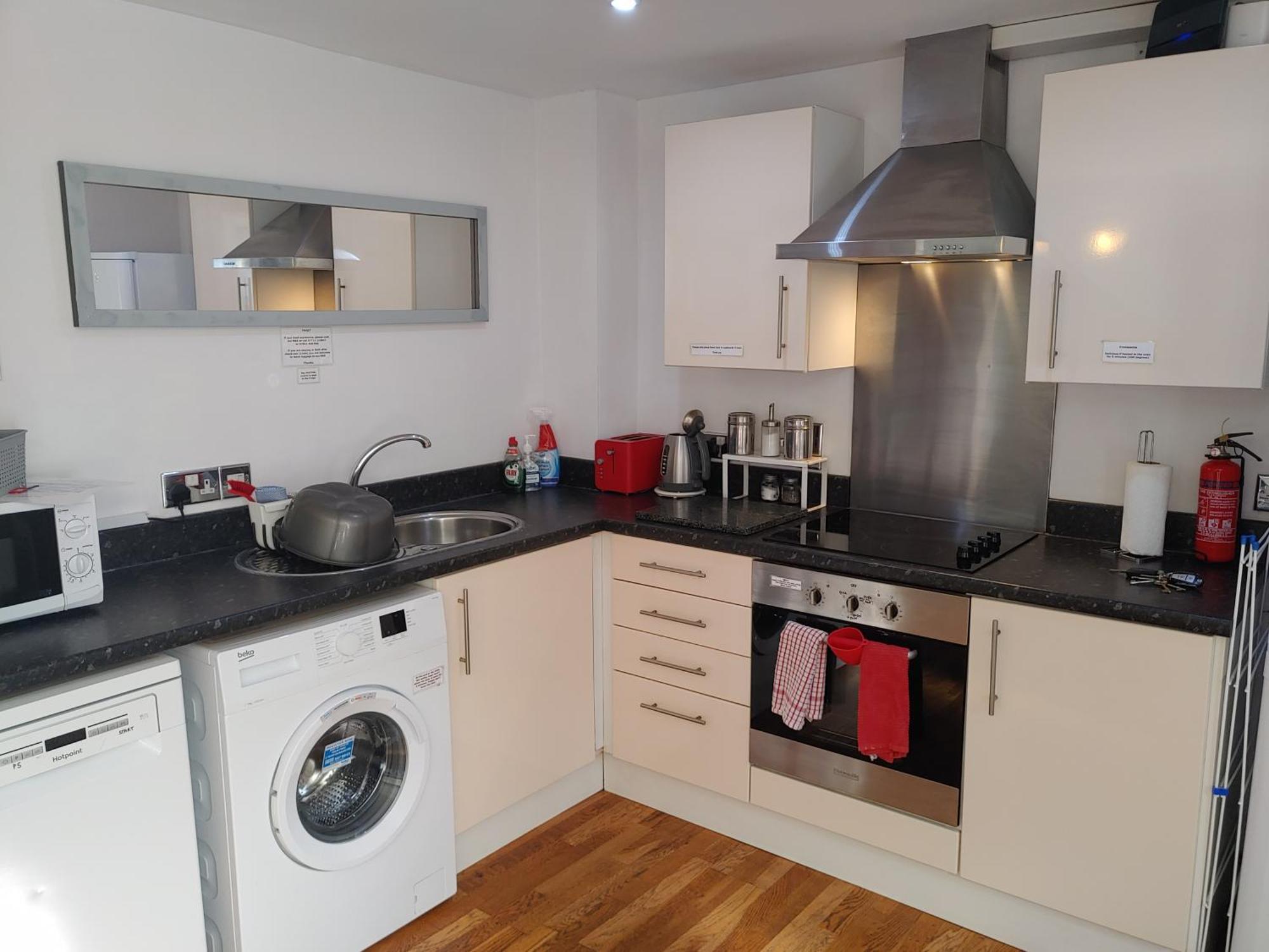 The Bath House Apartments - Free 1St Breakfast - Free Parking Bagian luar foto