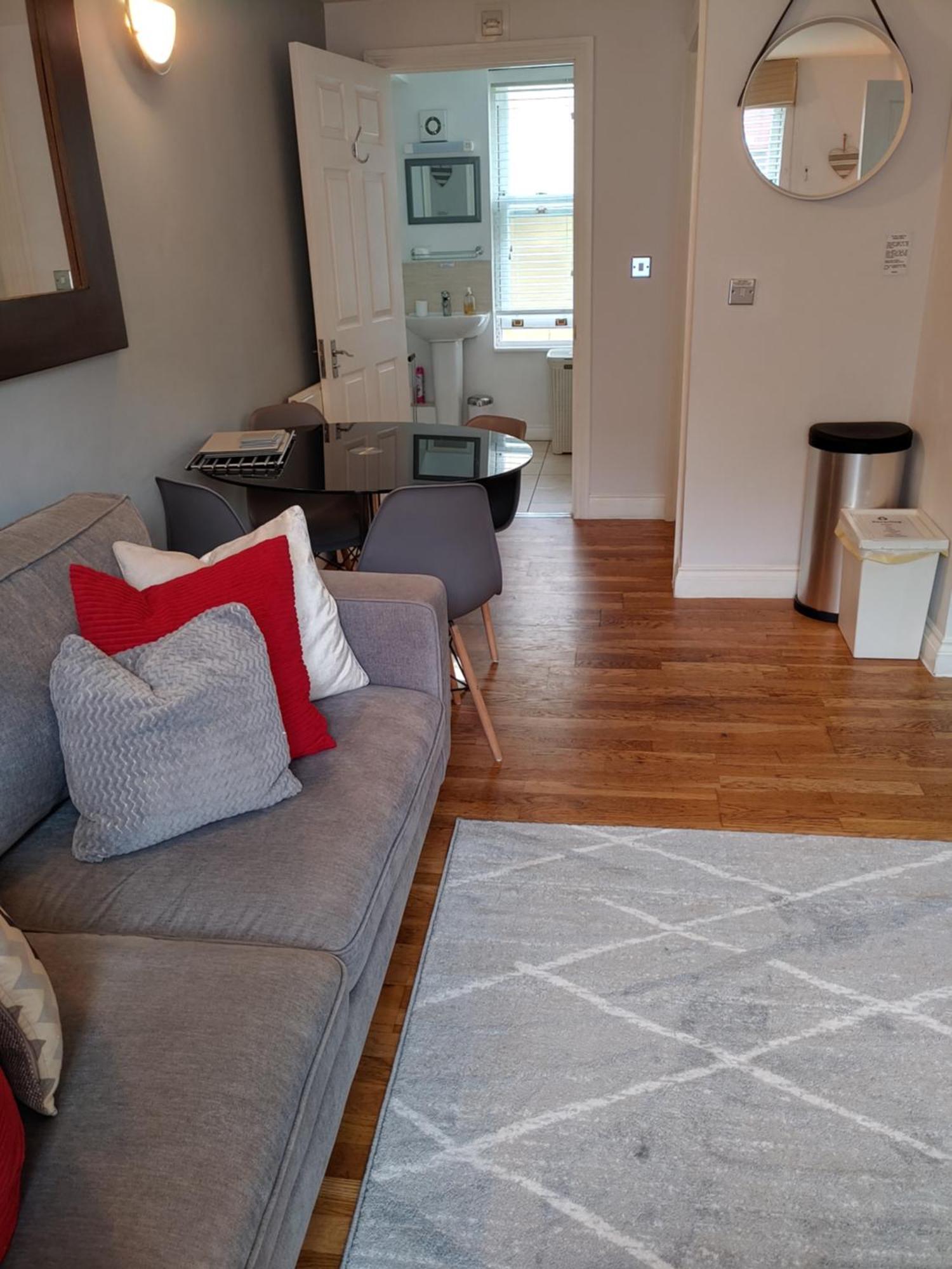 The Bath House Apartments - Free 1St Breakfast - Free Parking Bagian luar foto