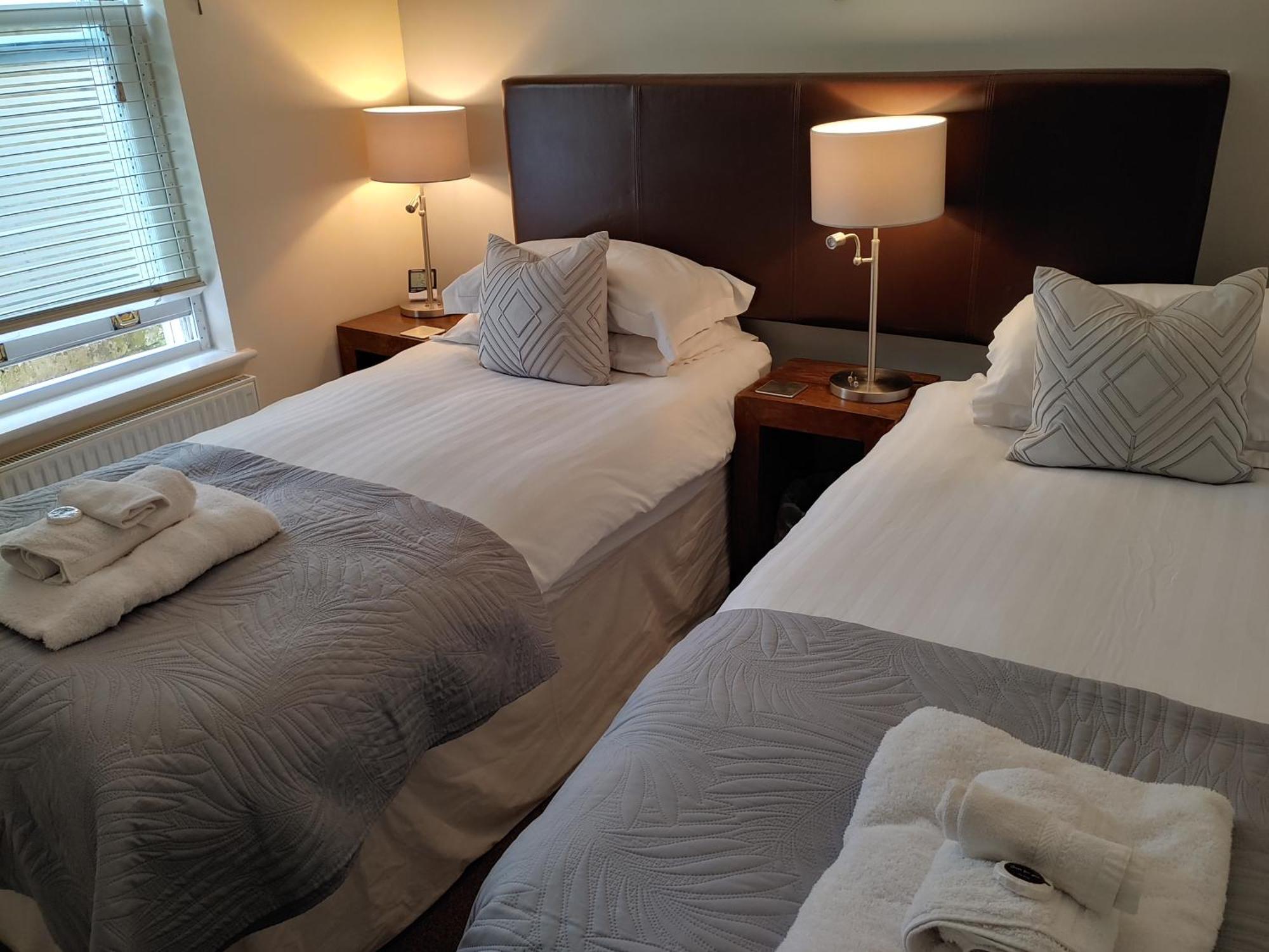The Bath House Apartments - Free 1St Breakfast - Free Parking Bagian luar foto