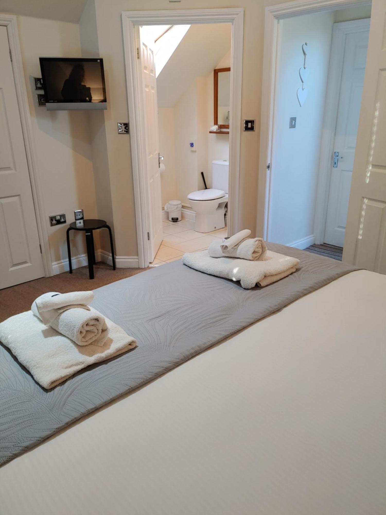 The Bath House Apartments - Free 1St Breakfast - Free Parking Bagian luar foto