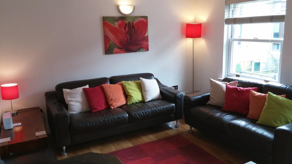 The Bath House Apartments - Free 1St Breakfast - Free Parking Bagian luar foto