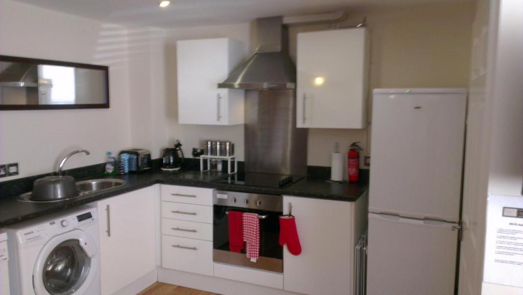 The Bath House Apartments - Free 1St Breakfast - Free Parking Ruang foto
